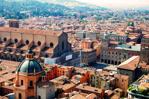 Bologna_seen_from_Asinelli_tower